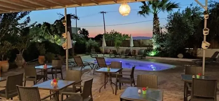 Lägenhetshotell River's Paradeísion