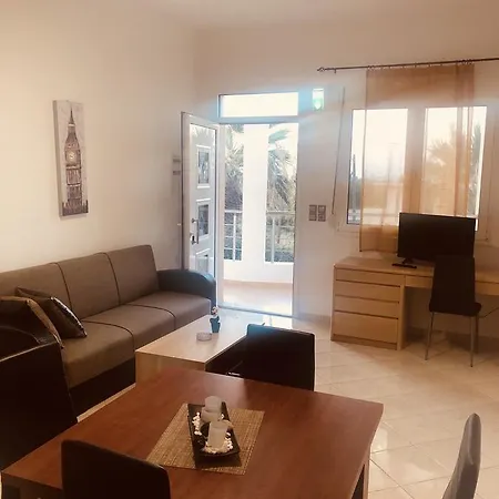 River's Lejlighedshotel Paradeísion