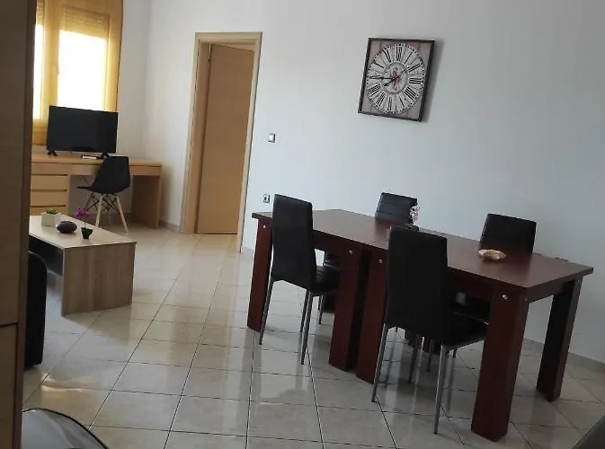 River's باراديسيون