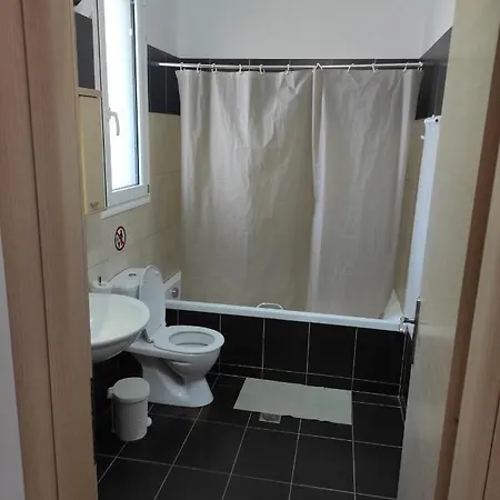 Aparthotel River's 3*