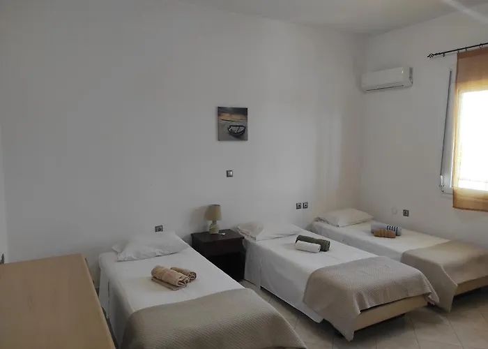 Aparthotel River's Paradeísion